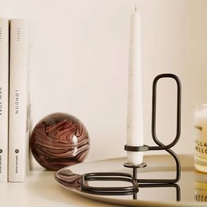 Hay Lup Table - Black - Triangle - Candle Holder